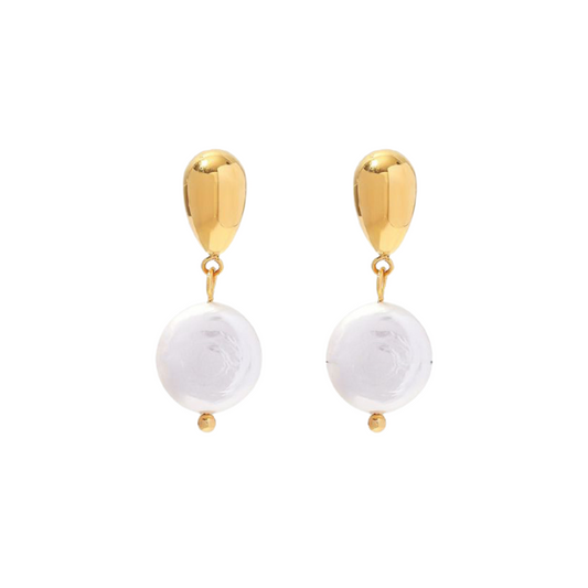 Aretes dorados con perla